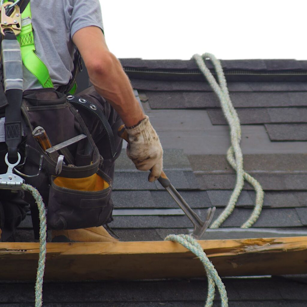 Why Hiring a Colorado Springs Roofer Beats Going National - Kimberlin Family Roofing